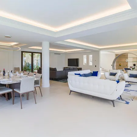 Villa Les Dauphins